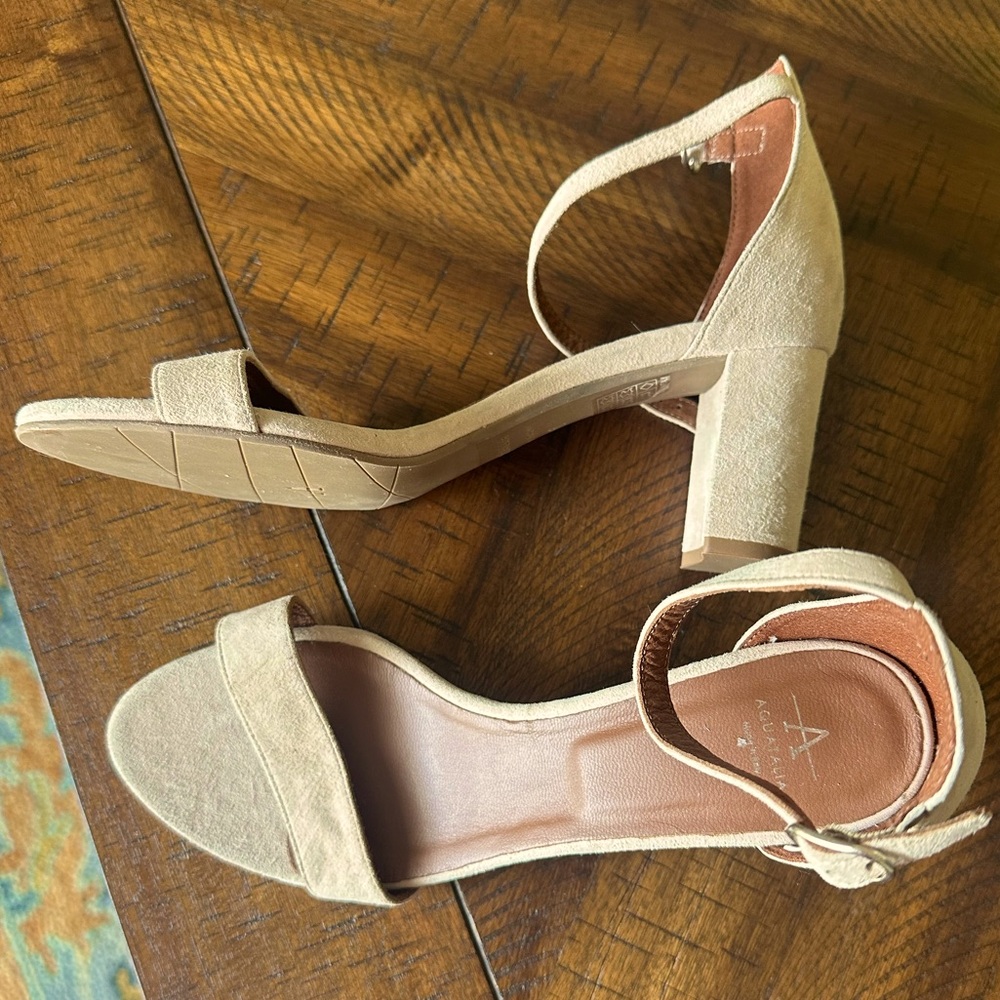 NEW Aquatalia Women's Shanna Heels Block Heel Nude Tan Color Size 11 Designer
